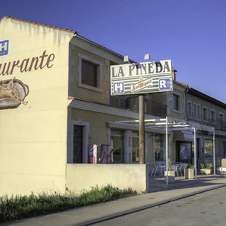 Hostal Restaurante La Pineda Эль-Барко-де-Авила Экстерьер фото
