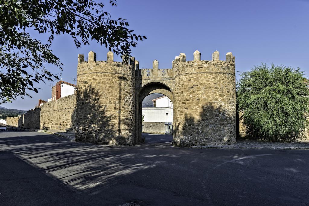 Hostal Restaurante La Pineda Эль-Барко-де-Авила Экстерьер фото